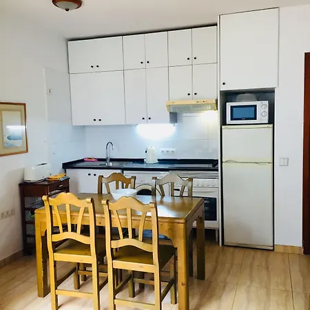 Maribel Apartman *